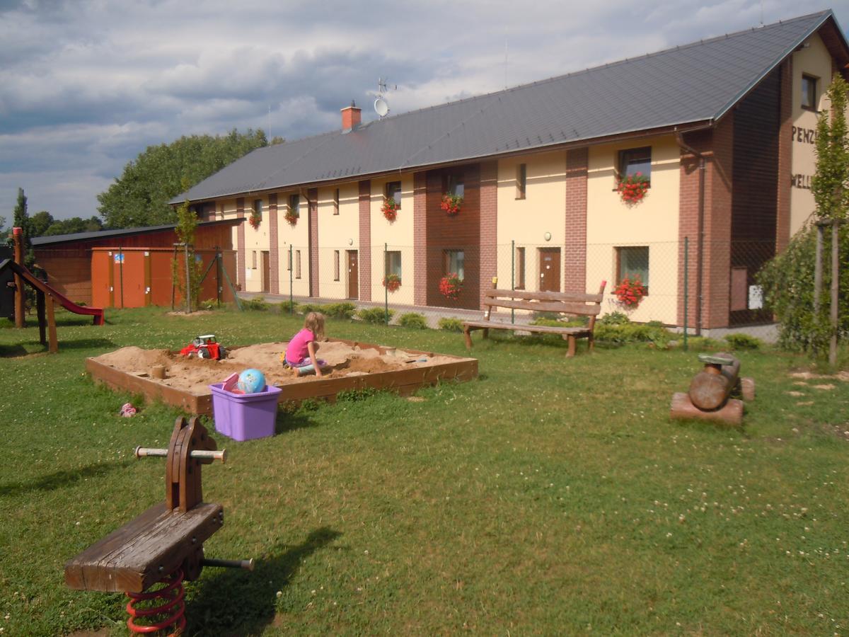 Penzion Ječmínek Červená Voda Exterior foto